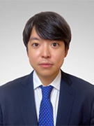岡田亮医師の顔写真