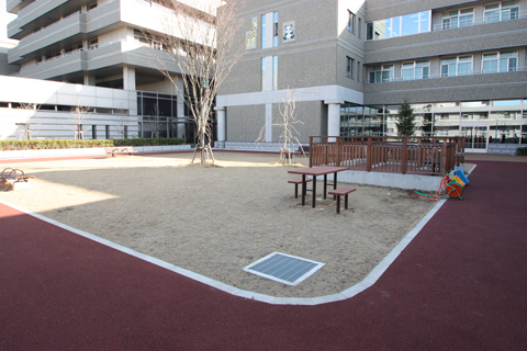 Pediatric outdoor rehabilitation park